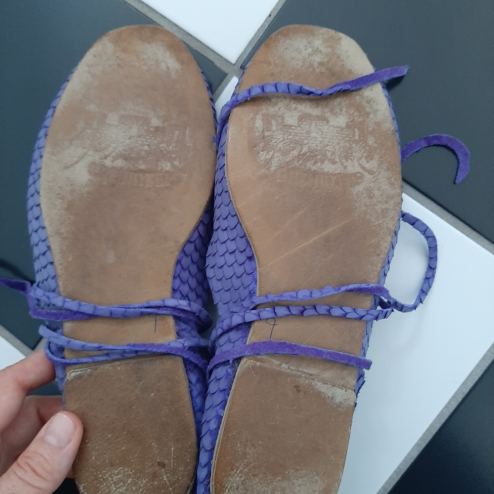 Sandals - Picture 6 of 9